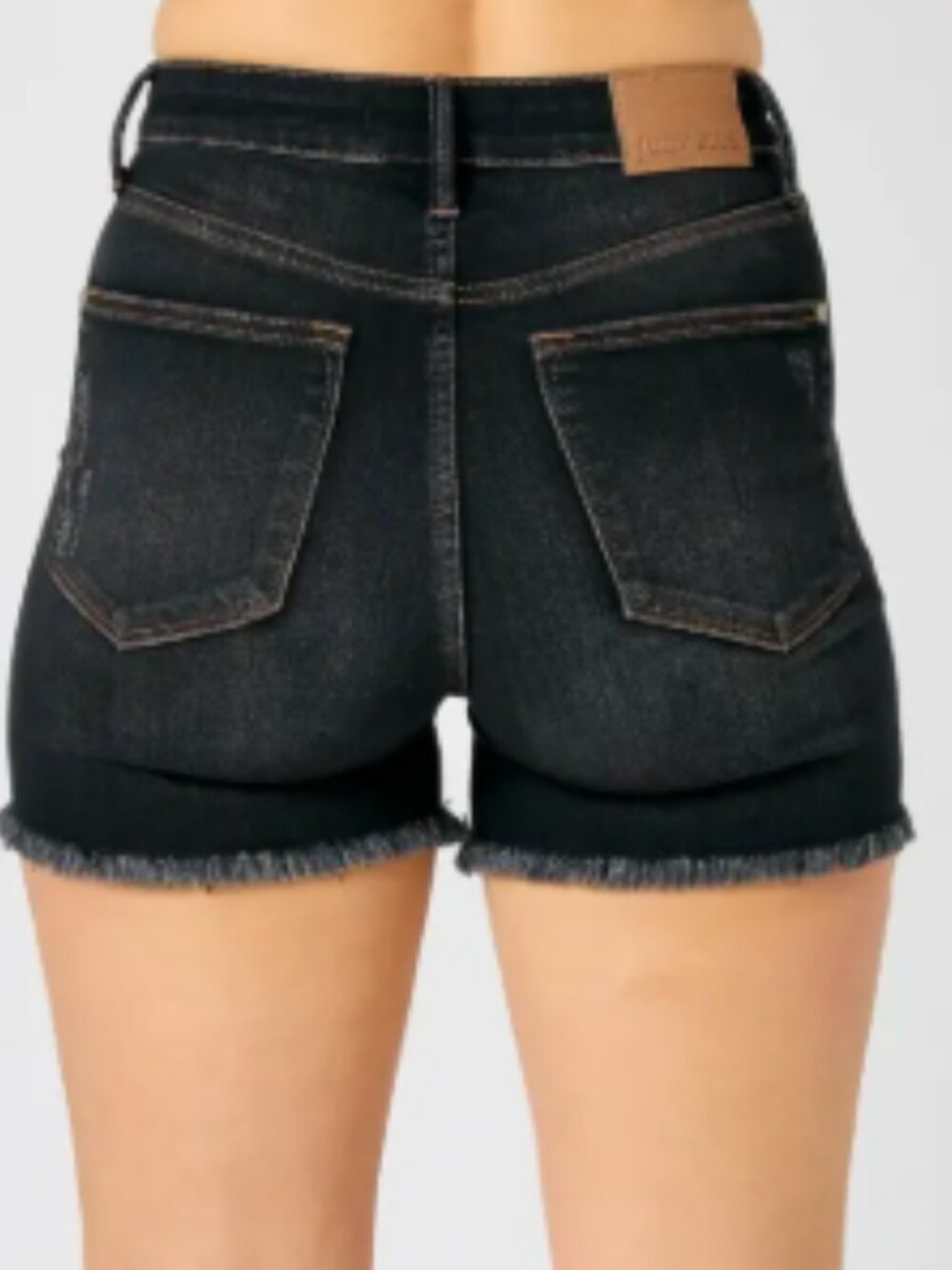 Judy blue High-West Tummy Control Fray Hem Shorts NWT - Picture 4 of 4